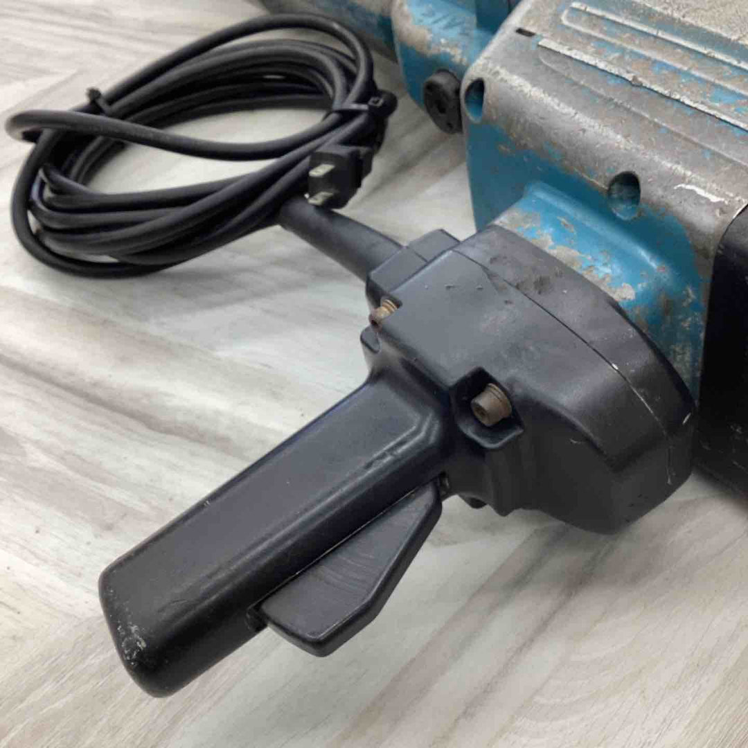 【店頭受取り限定】★マキタ(makita) 電動ハンマ HM1810【越谷店】