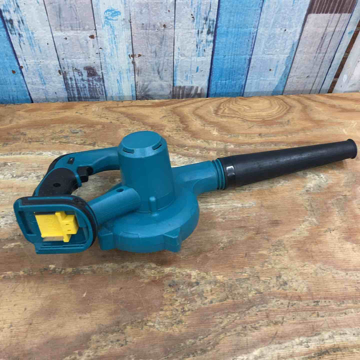 ☆マキタ(makita) コードレスブロワ UB142DZ【柏店】