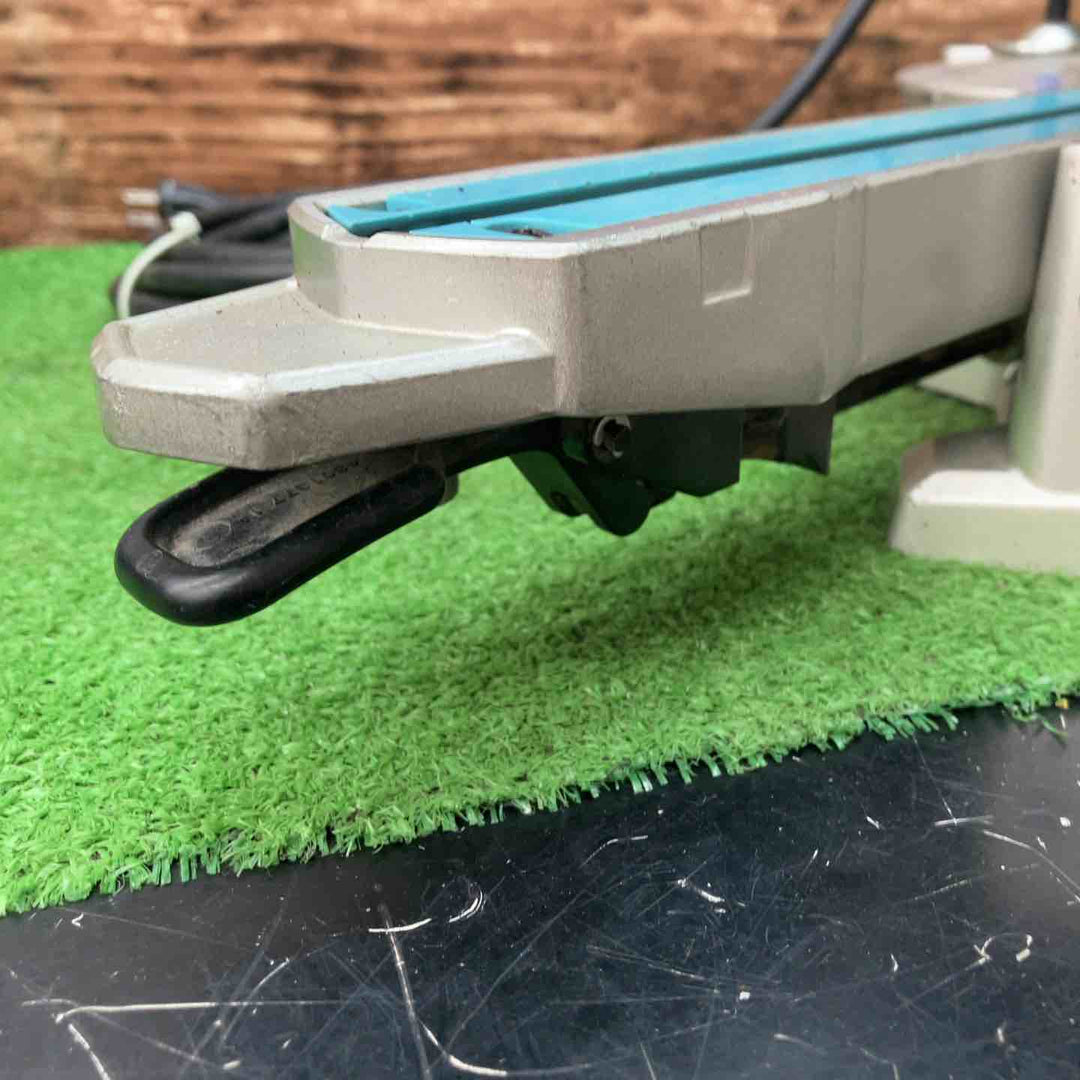 ★マキタ(makita) スライドマルノコ LS0613FL 165㎜ レーザー・ライト良好 動作確認済み ※手前のレバー下の足なし【川越店】