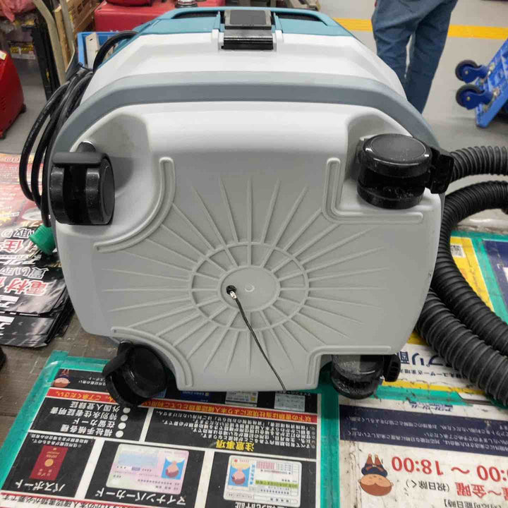 ★マキタ(makita) 集じん機 乾湿両用 VC0820　ホース類付属【戸田店】