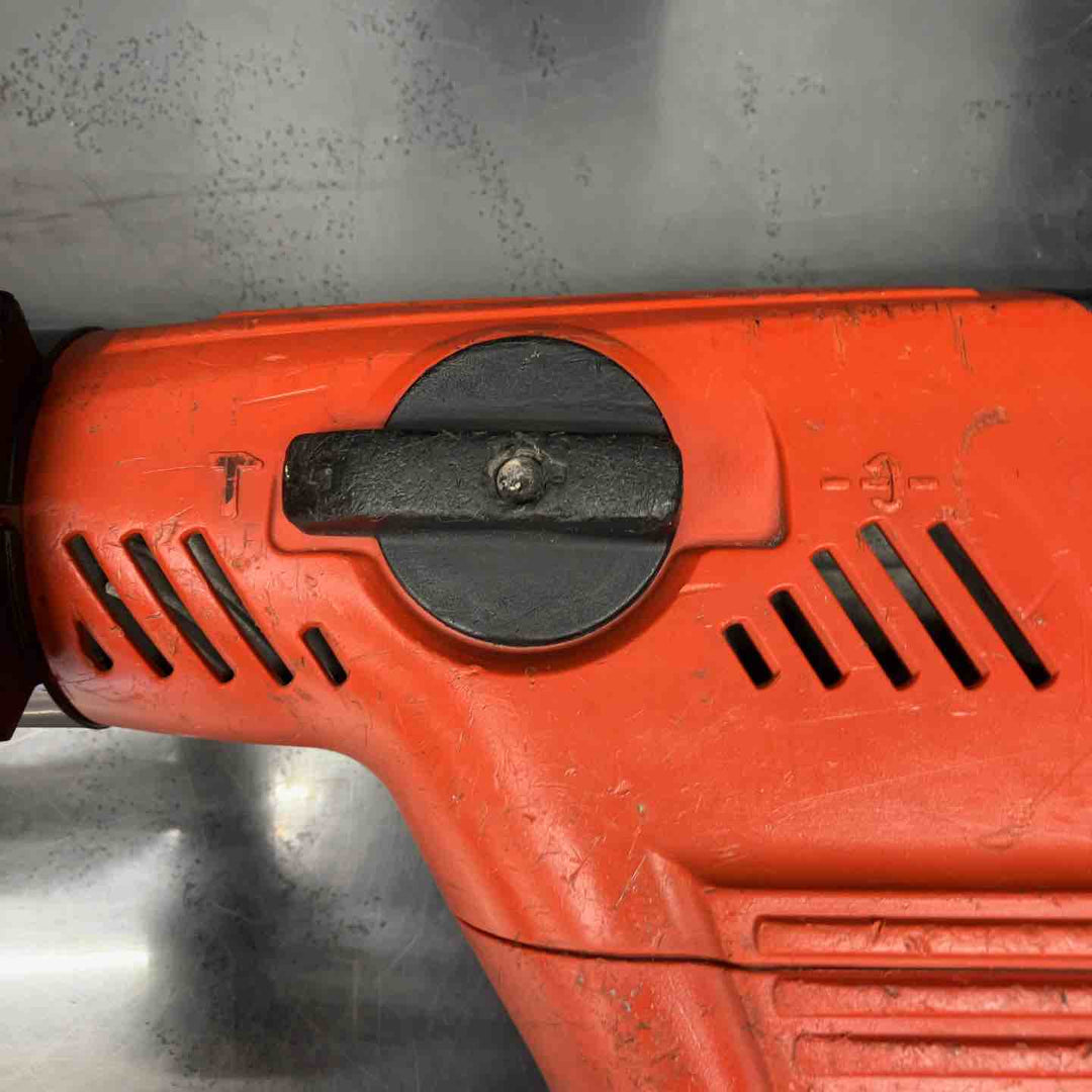 ヒルティ(HILTI) コード式ハツリ機 TE500-AVR【川越店】