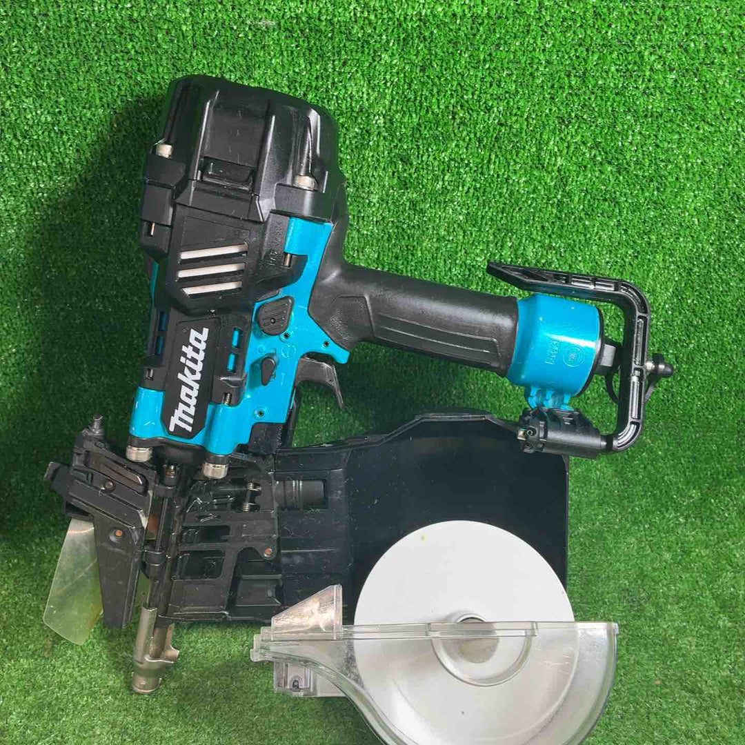 【中古品】 マキタ(makita) 高圧エア釘打ち機 AN936HM 【藤沢店】