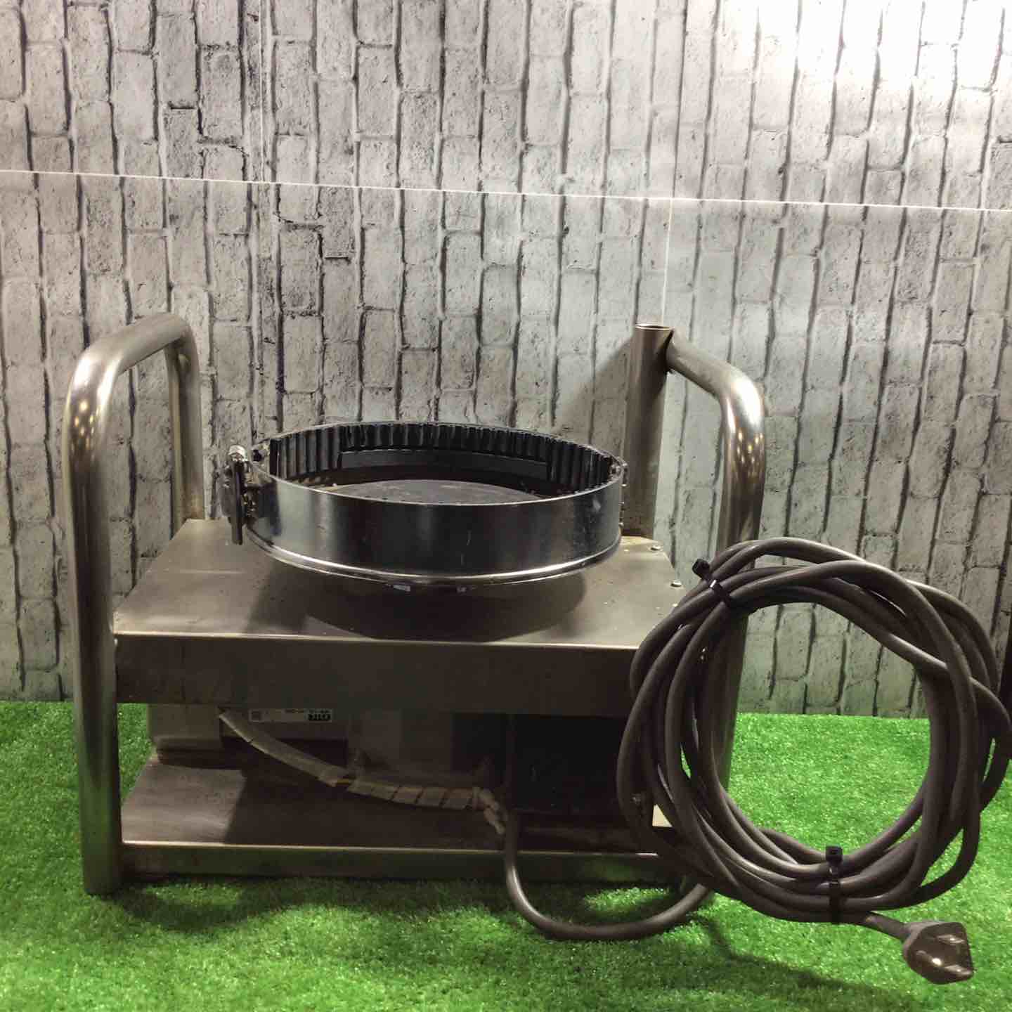 ミキスタ工業　撹拌機 シーリング材用撹拌機 | ミキスタ工業株式会社｜缶回転式撹拌機