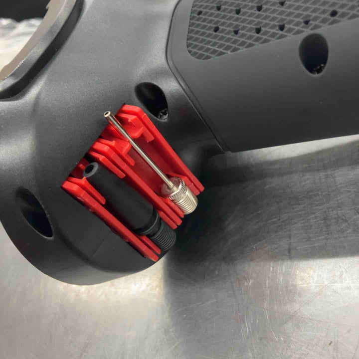 ◇エアホークプロ(AIRHAWKPRO) 家庭用充電式エアコンプレッサー AH001 電動空気入れ【所沢店】