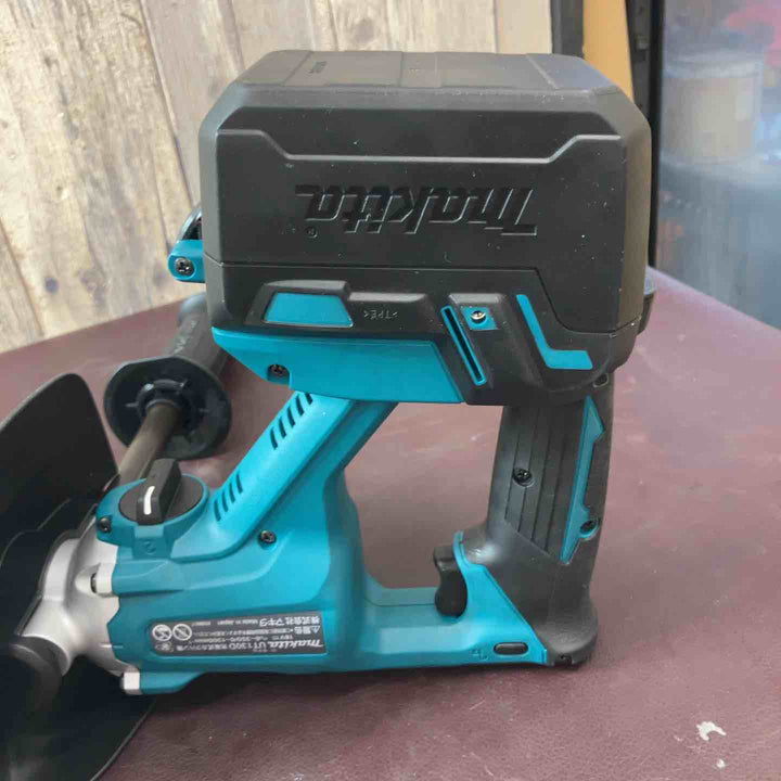【中古品】 マキタ(makita) コードレスかくはん機 UT130DZ 充電1回バッテリー 18V/6.0Ah BL1860B 1個付 充電式撹拌機 【東大和店】