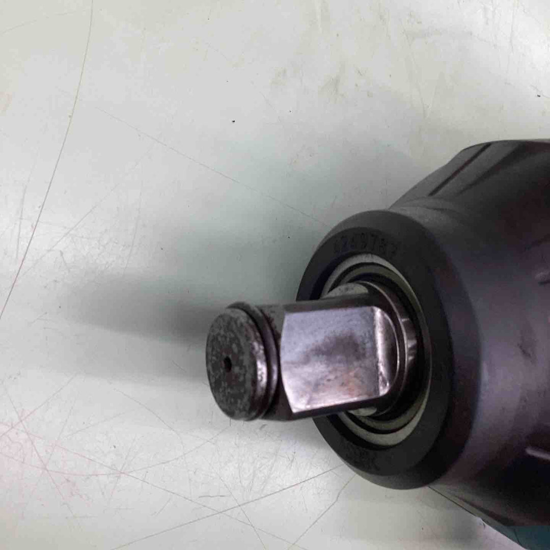 ★マキタ(makita) コードレスインパクトレンチ TW1001DZ【越谷店】