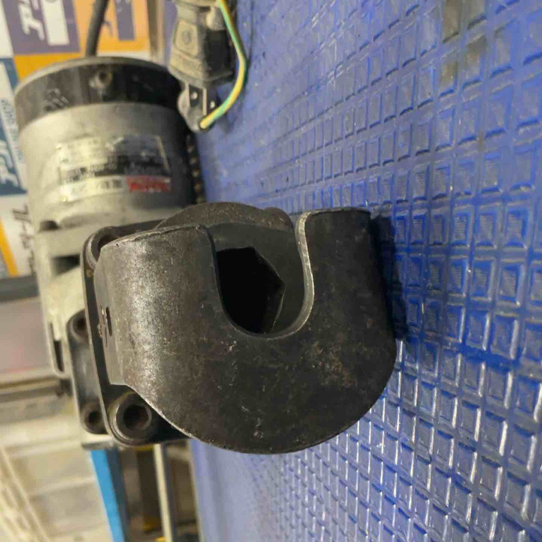 ★マキタ(makita) 電動ハンマ HM1201【草加店】