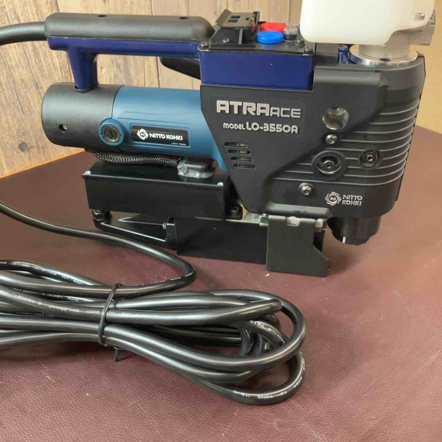 日東アトラエース　モデルＬＯ－3550 日東工器 アトラエース LO-3550 中古 作動良好 磁気ボール盤 穴開け アトラ