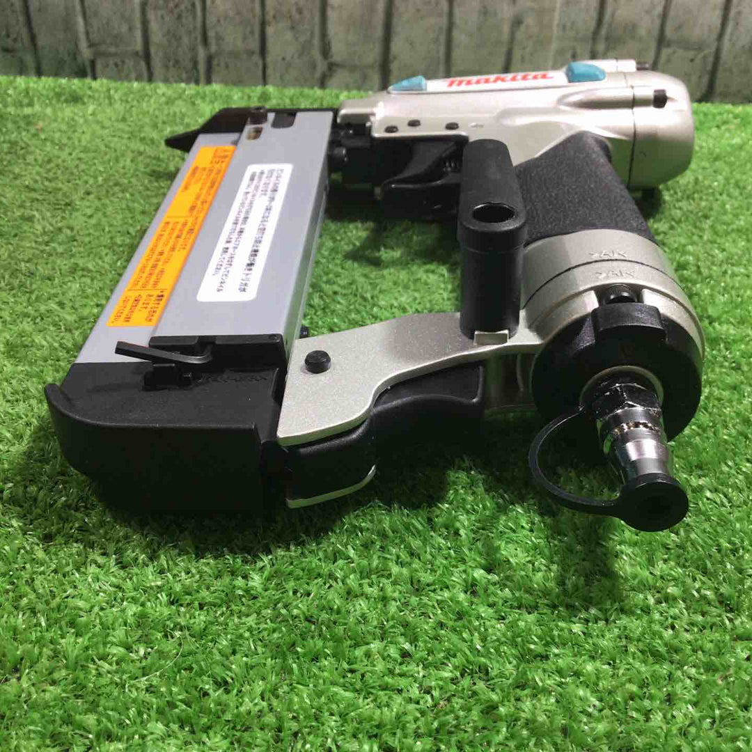 ★マキタ(makita) 常圧ピンネイラ AF351【川口店】