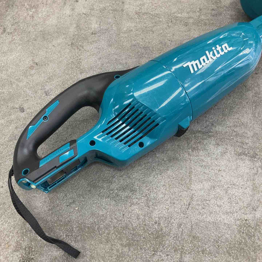 ◇マキタ(makita) コードレスクリーナー 青 CL281FDZC【川崎店】
