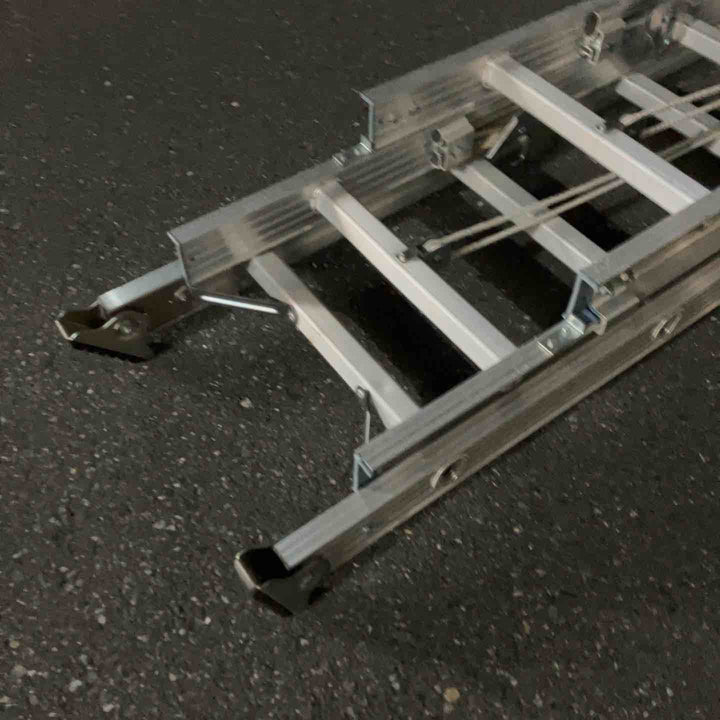 【中古品・店頭受取り限定】 長谷川工業/Hasegawa 3連はしご・HC3-2.0-80 (HC3-80) 【桶川店】