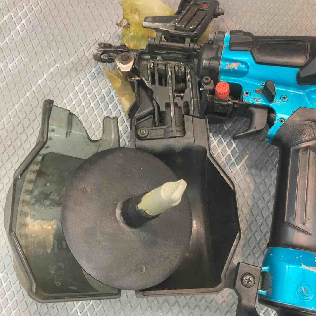 ◇マキタ(makita) 高圧エア釘打ち機 AN532HM【所沢店】