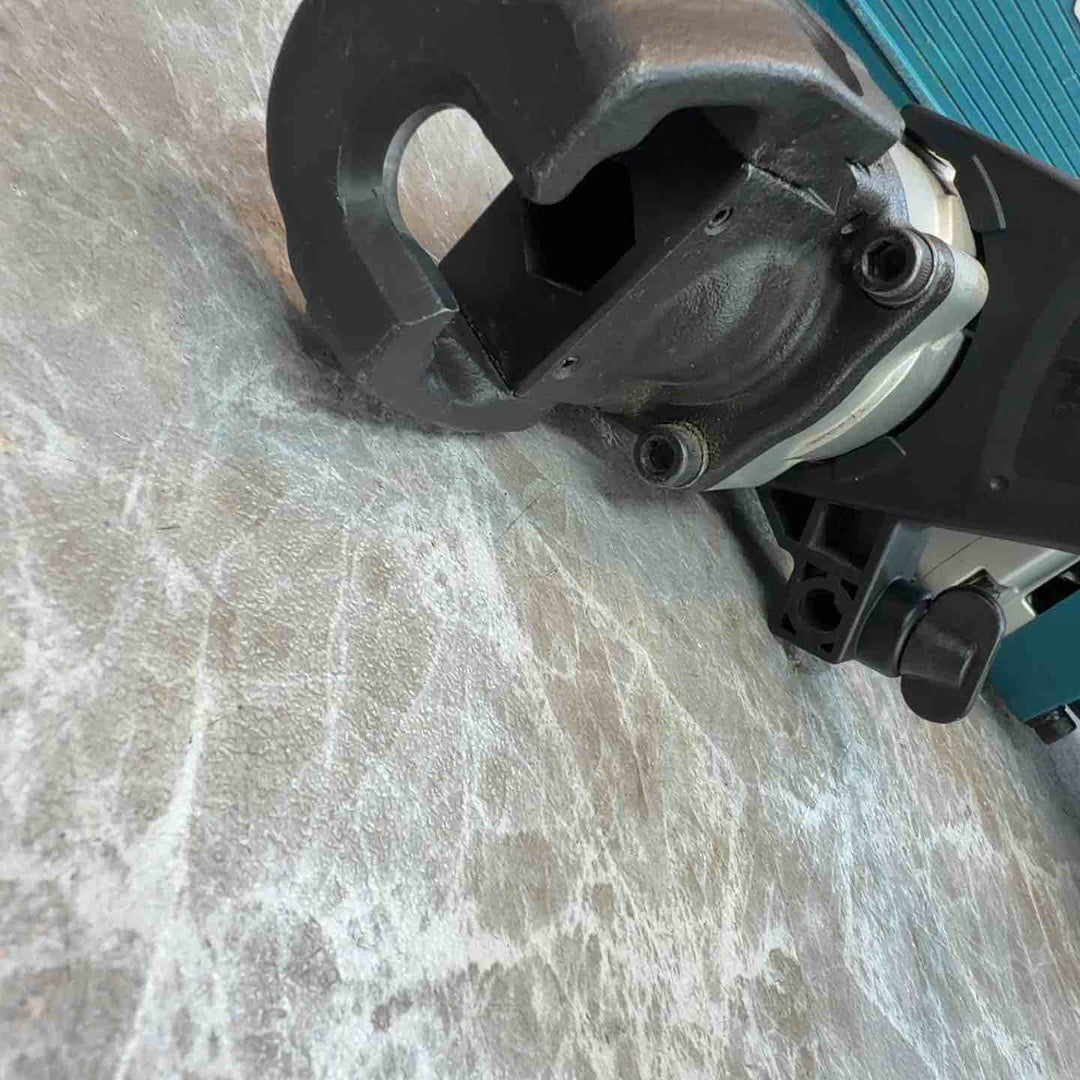 ★マキタ(makita) ハンマドリル HR4030C【八潮店】