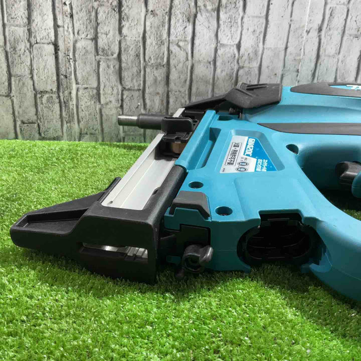 ★マキタ(makita) コードレスコンクリート用ガスピン打ち機 GN420C【川口店】