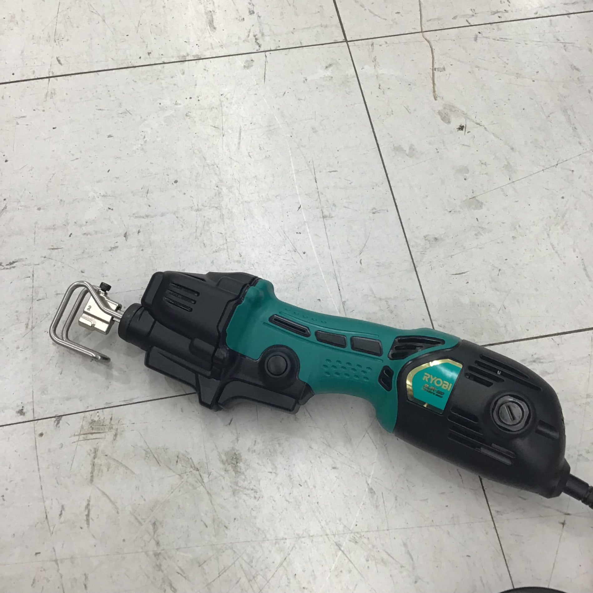 中古品リョービ(RYOBI) 小型レシプロソー RJK-120KT