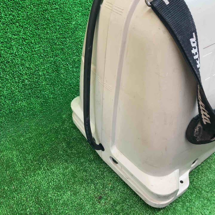 マキタ(makita) エアコンプレッサー AC700【川越店】