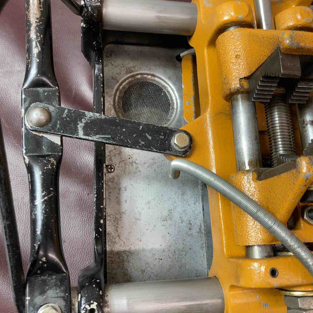 【中古品】 育良精機 マイコンミニミニ電線管ねじ切機 IS-CM36 【東大和店】