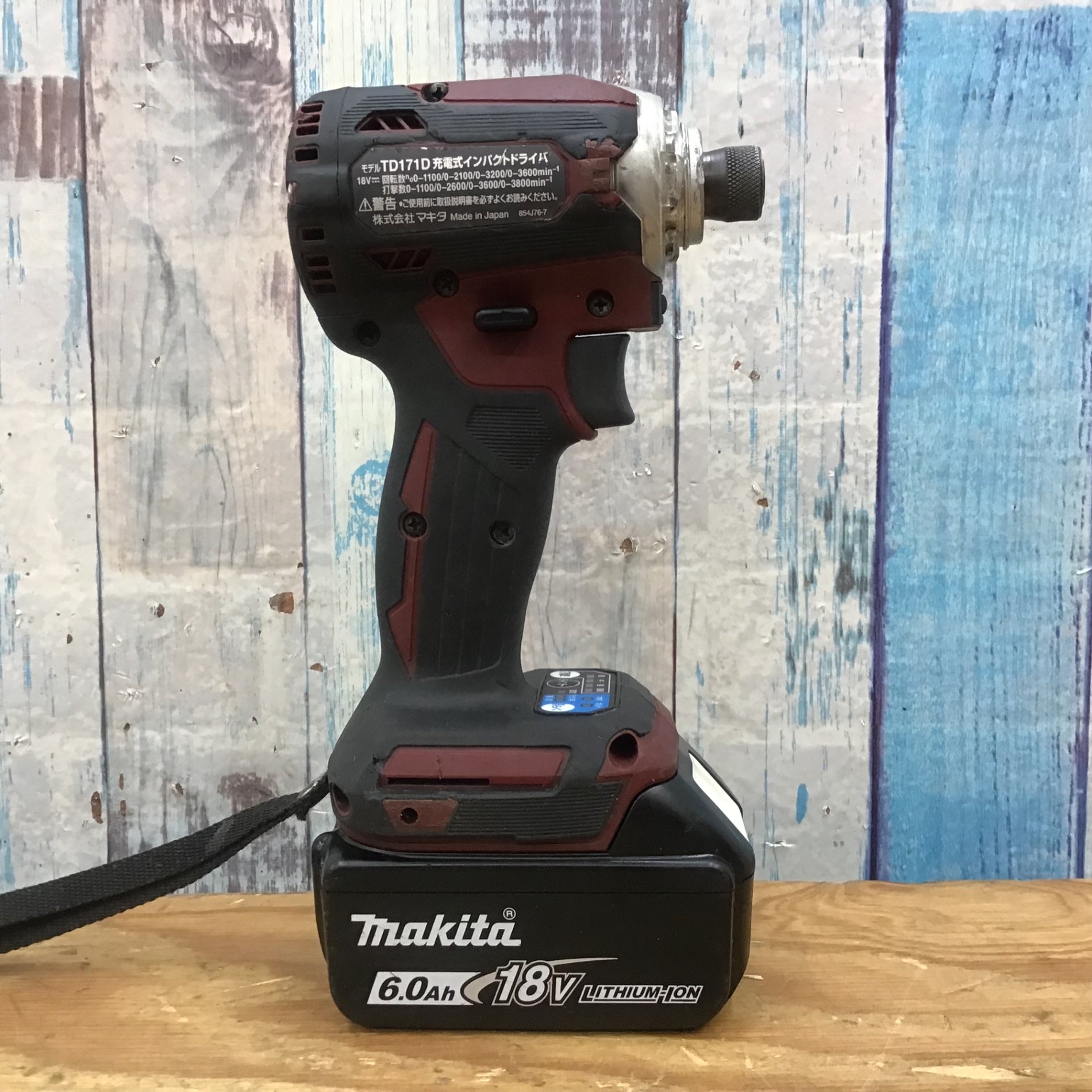 ★マキタ(makita) コードレスインパクトドライバー TD171DGXAR【柏店】