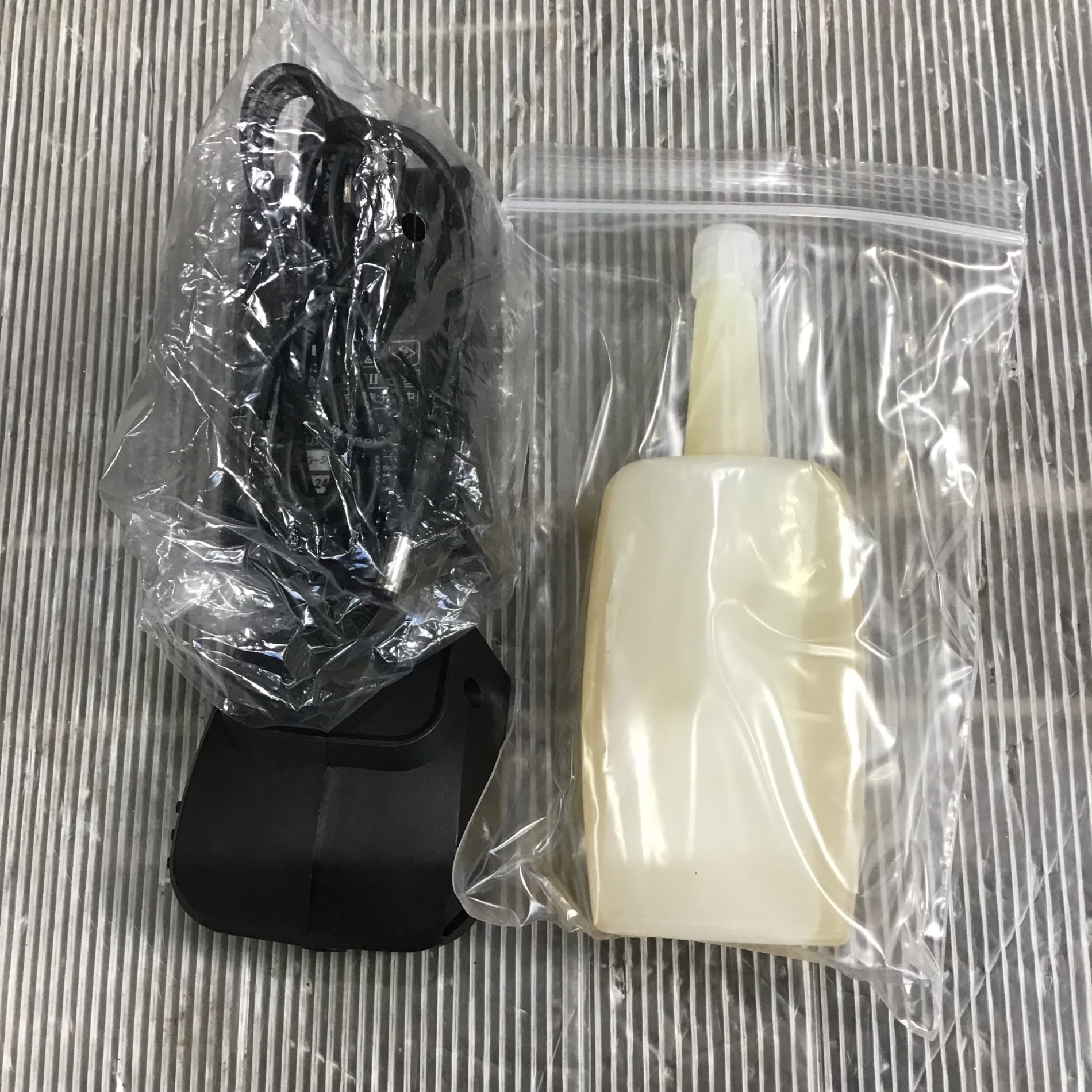 専用になります。 Amazon | 工進(KOSHIN) 18V 2.0Ah 充電式 草刈機 刈払機 SGR