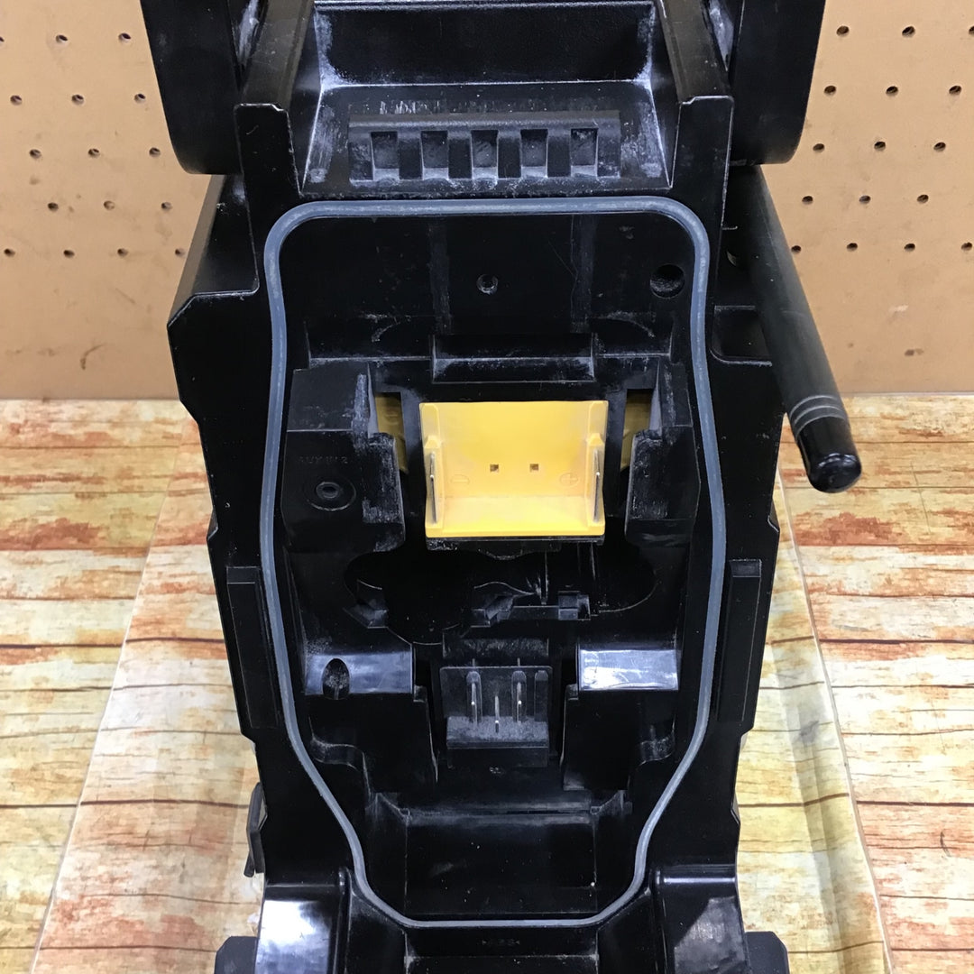 ★マキタ(makita) コードレスラジオ MR108B【川崎店】