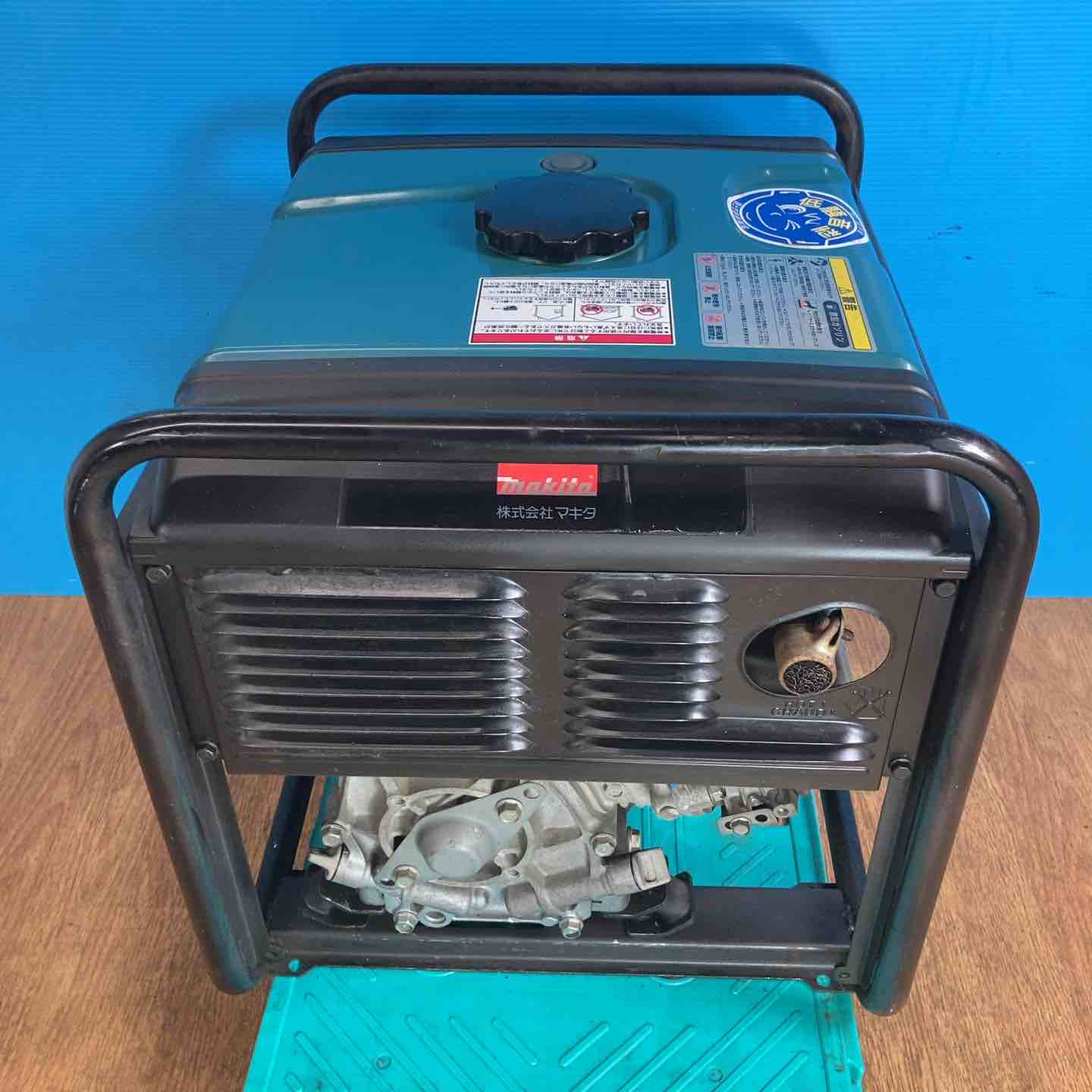 店頭受取り限定】◇マキタ(makita) インバーター発電機 G250I