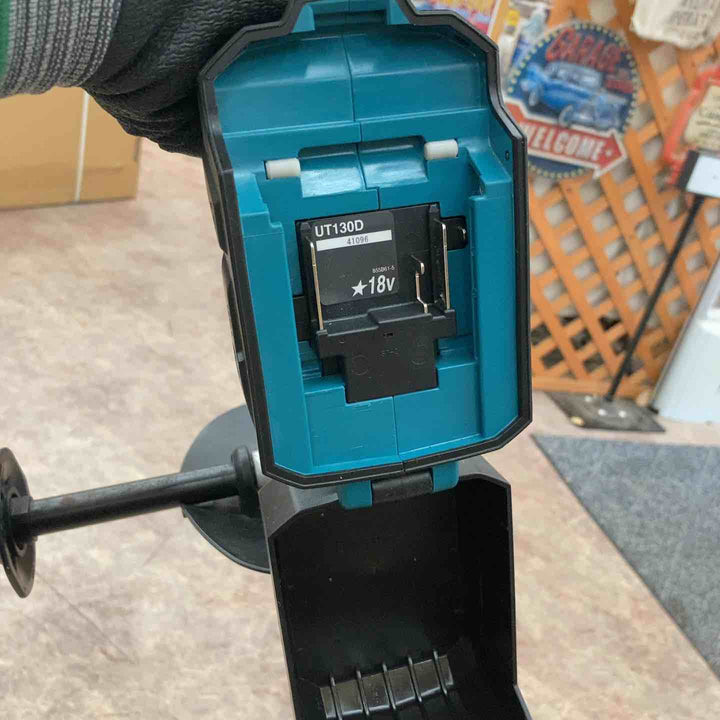 ★マキタ(makita) コードレスかくはん機 UT130DZ【所沢店】