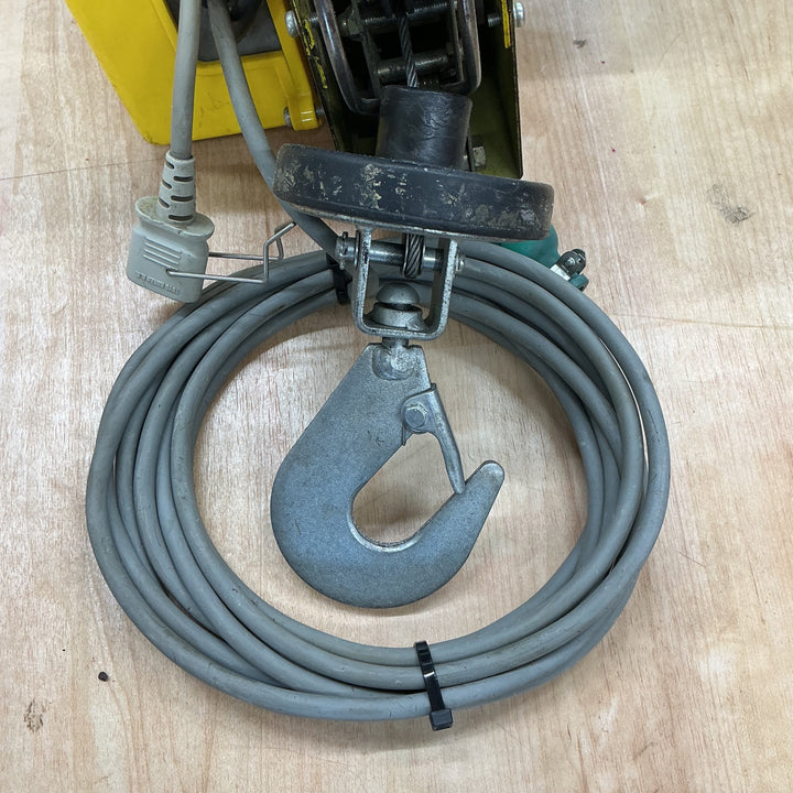 ☆トーヨーコーケン ベビーホイスト BH-N300 昇降 荷揚げ 小型 軽量 吊り下げ式 巻上機 【電材館越谷店】