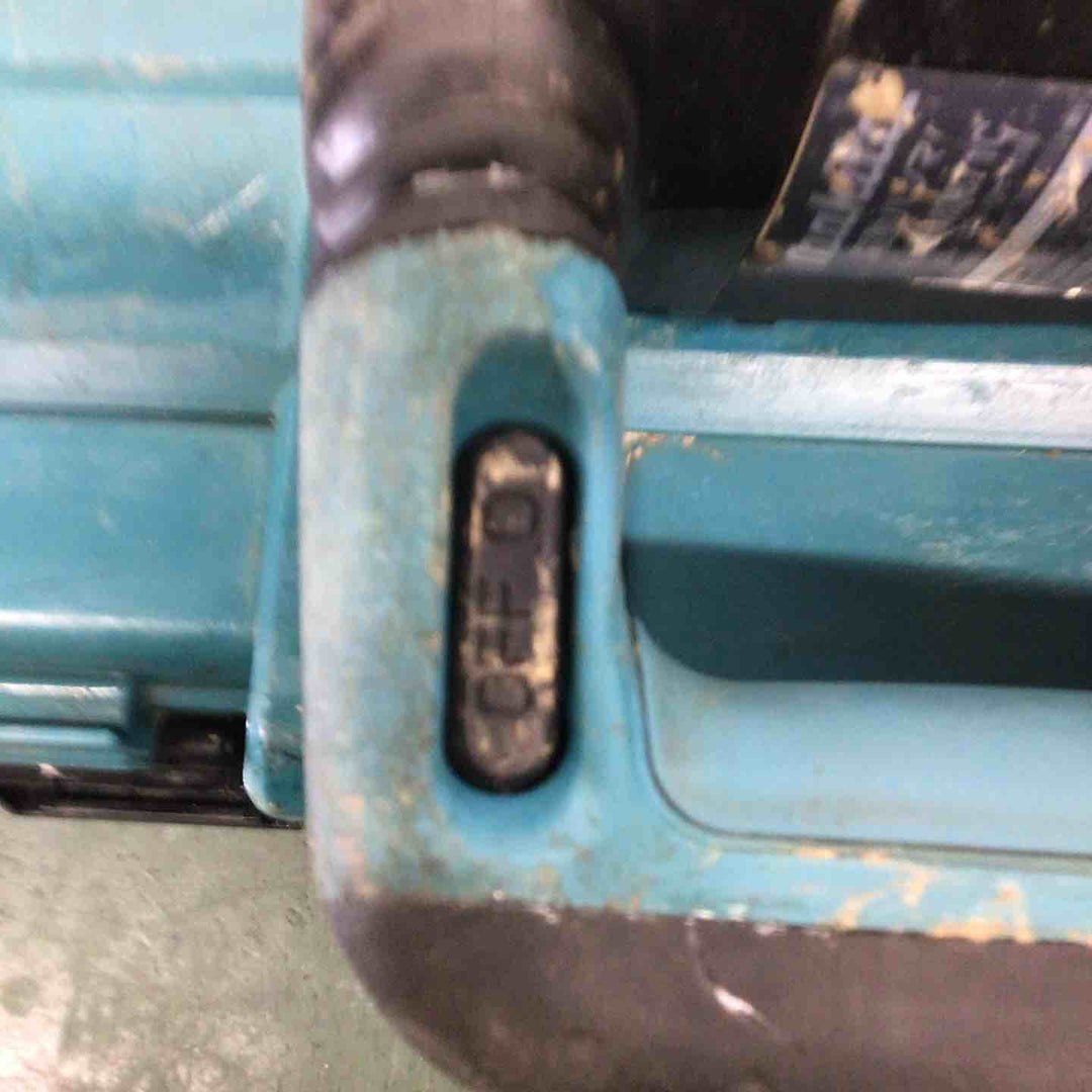 ★マキタ(makita) 電動ハンマ HM0871C【戸田店】