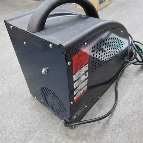 【店頭受取り限定】 アストロプロダクツ 100V半自動溶接機 モデル：MIG-130-A【川崎店】