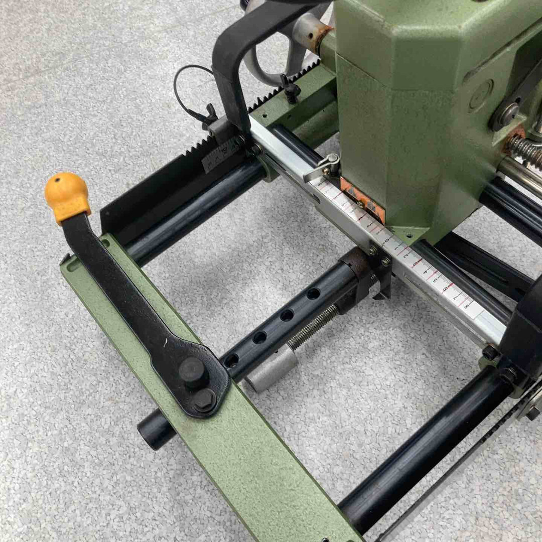 【中古品 美品】◇マキタ makita 大入レルーター  2516【八潮店】
