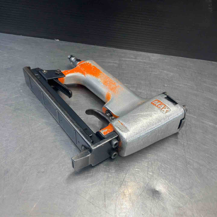 【中古品】 マックス(MAX) 常圧エアタッカ TA-20A/1013J 釘打ち機 【東大和店】