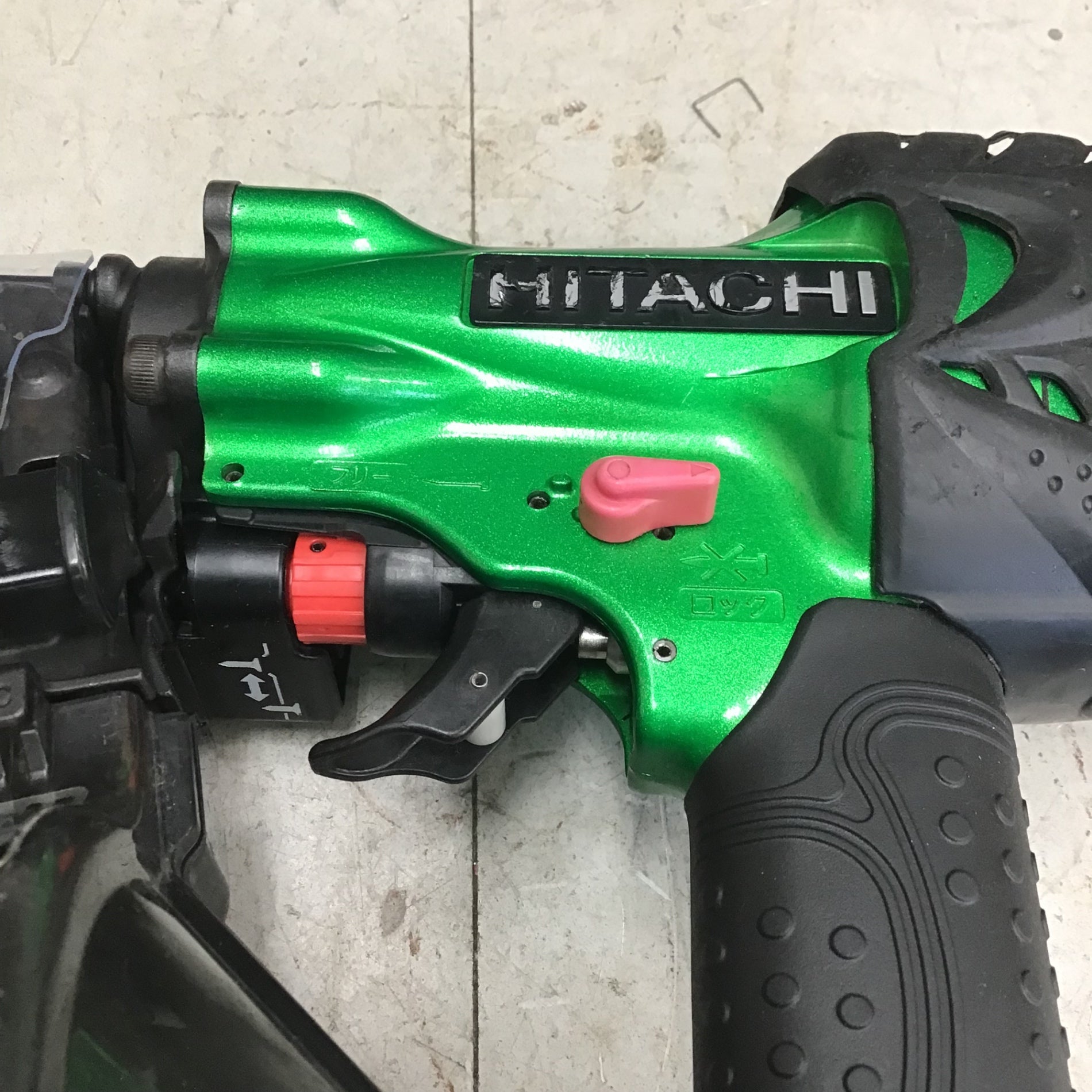中古品】 ハイコーキ/HIKOKI ※旧:日立工機 高圧エア釘打ち機 NV50HMC(L