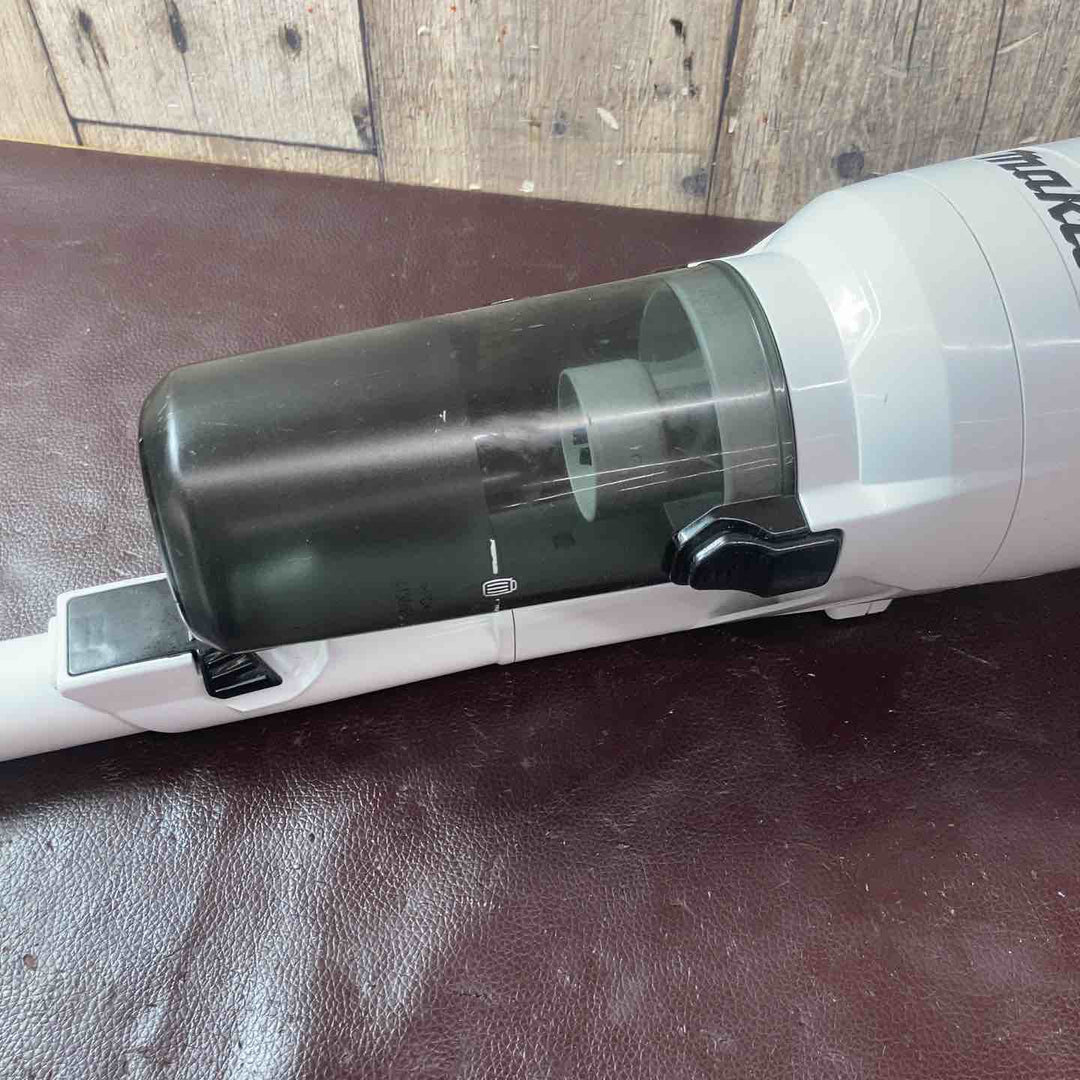 【中古品】マキタ(makita) コードレスクリーナー CL281FDZCW【東大和店】
