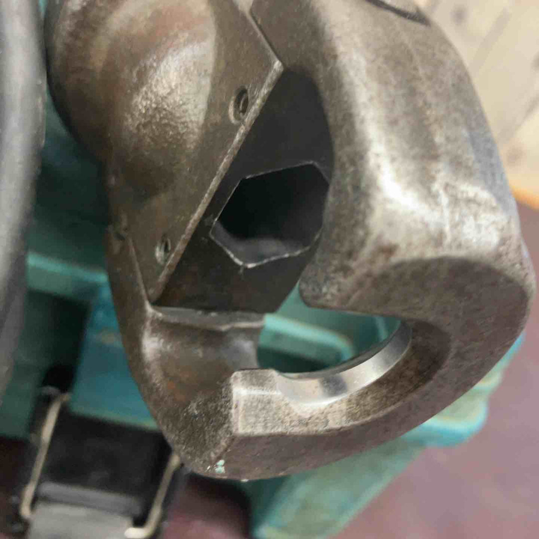 【中古品】 マキタ(makita) 電動ハンマ HM0810 【東大和店】