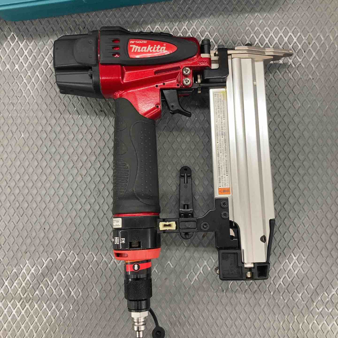 ★マキタ(makita) 仕上釘打(フィニッシュネイラ) AF502H【所沢店】