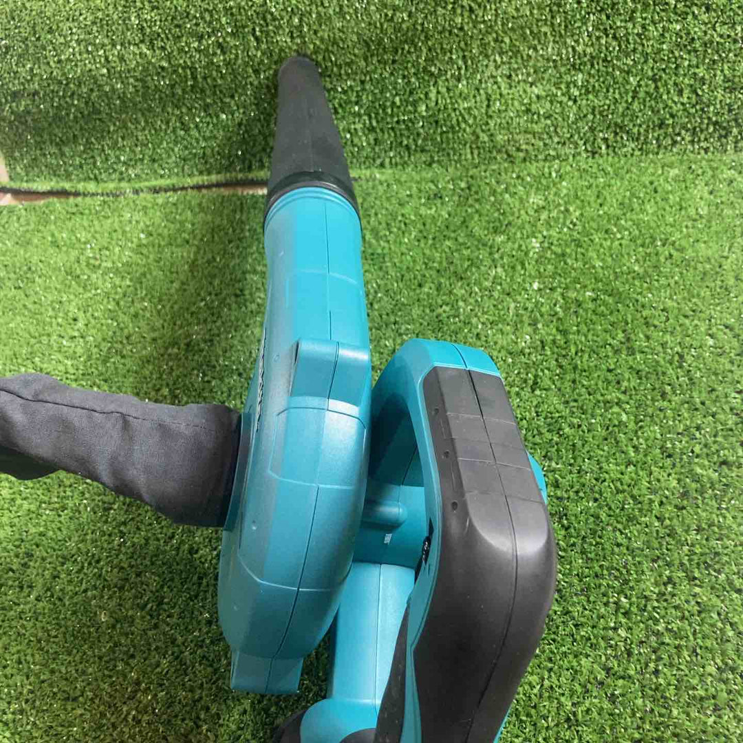 ★マキタ(makita) コードレスブロワ UB142DRF【川崎店】