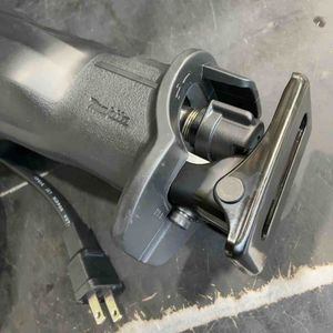 ★マキタ(makita) レシプロソー JR3051T【草加店】