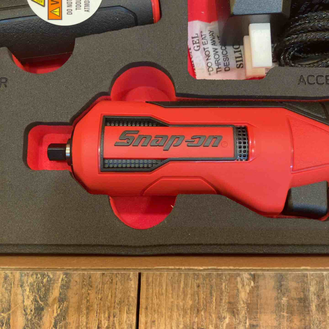 【未使用品】スナップオン1/4 ナノアクセスツールキット (小型充電式ドライバー2種セット)CTNN13KFJ【所沢店】