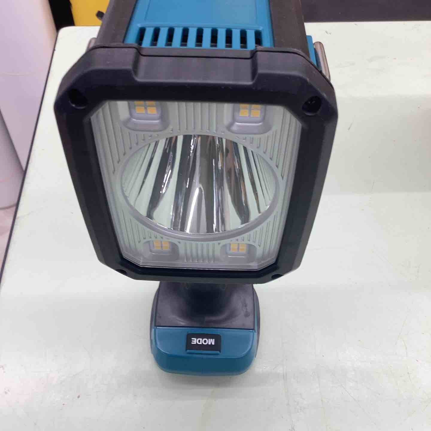 ★マキタ(makita) コードレスワークライト ML812【越谷店】 ☆マキタ(makita) コードレスワークライト ML812【越谷店