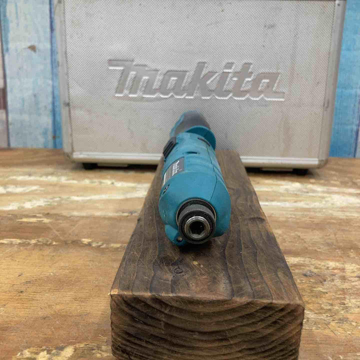 ★マキタ(makita) コードレスペンインパクトドライバー TD022DSHX【柏店】
