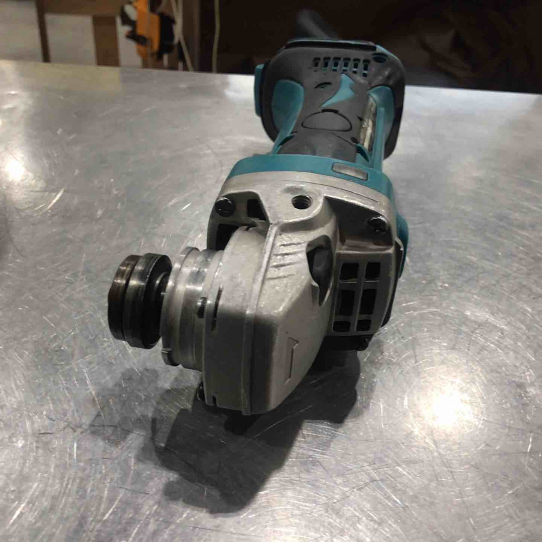 ☆マキタ(makita) コードレスディスクグラインダ GA402DZ【川口店】