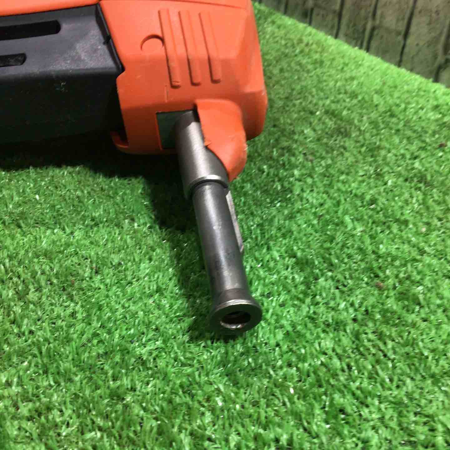 ◇ヒルティ(HILTI) ガス式鋲打機 GX120-ME 電気・機械設備用【川口店