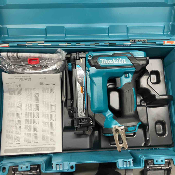 ★マキタ(makita) コードレスタッカー ST121DZK　18V対応【戸田店】