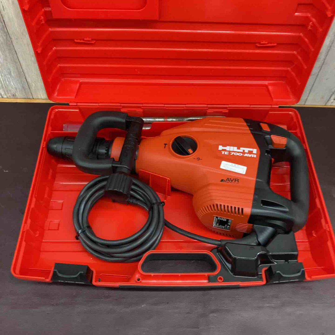 【中古品】 ヒルティ(HILTI) 電動ハンマ TE700-AVR ブルポイント・チゼル・ドリルビット付属 【東大和店】