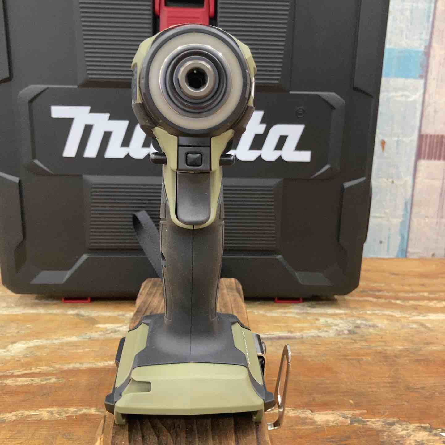 ☆マキタ(makita) 40Vmaxコードレスインパクトドライバー TD005GRDXO