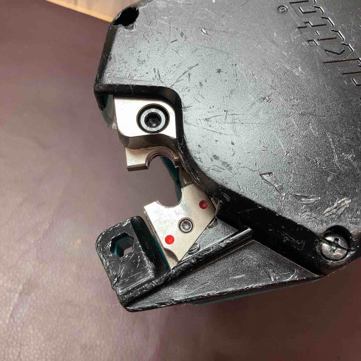【中古品】 ★マキタ(makita) コードレス全ネジカッター SC102DRGX 18V 【東大和店】