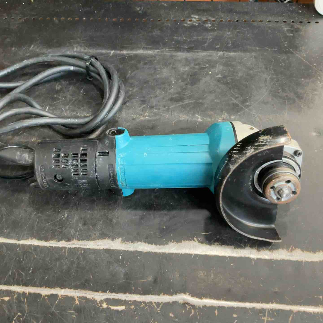 ☆マキタ(makita) 100mmディスクグラインダ 9533BL【草加店】