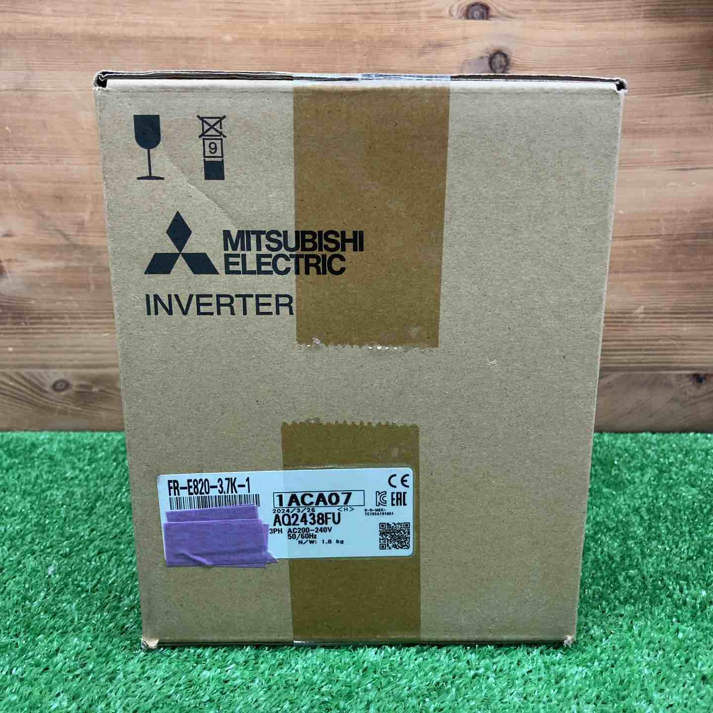 未使用品】 三菱電機/MITSUBISHI インバータ FREQROL FR-E820-3.7K-1