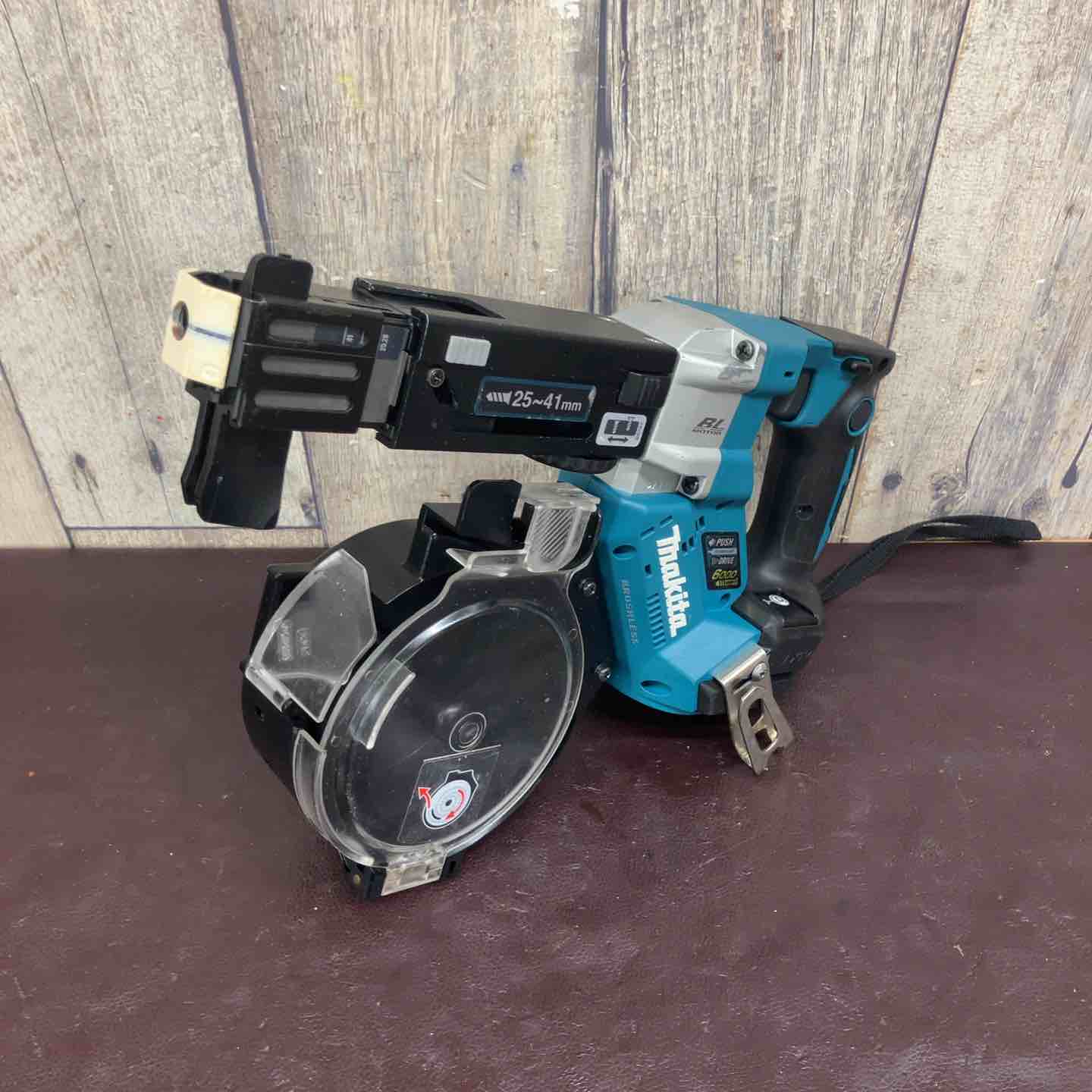 【中古】マキタ Makita FR4510 充電式オートパックスクリュードライバ 18V 本体のみ Amazon | マキタ(Makita) 充電式オートパックスクリュードライバ 18V