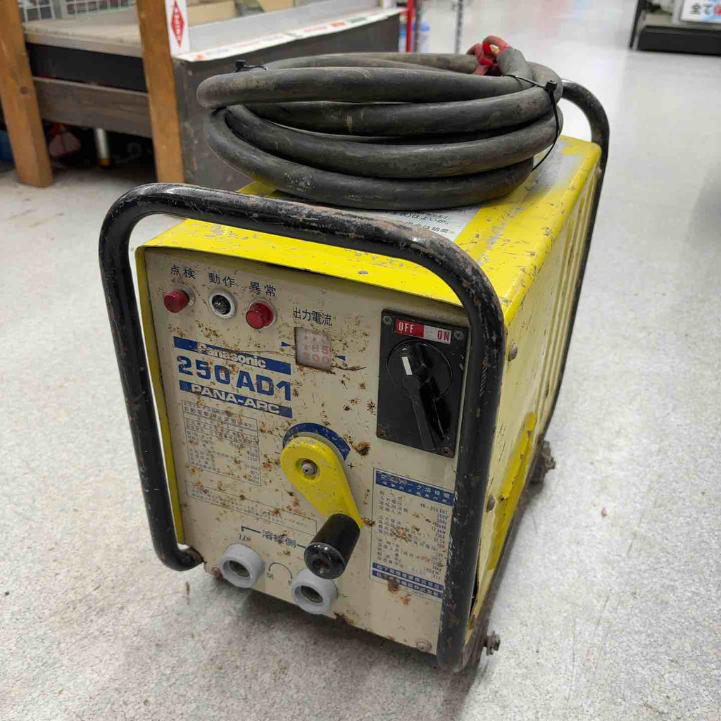 店頭受取り限定】◇パナソニック(Panasonic) 交流アーク溶接機 250AD1
